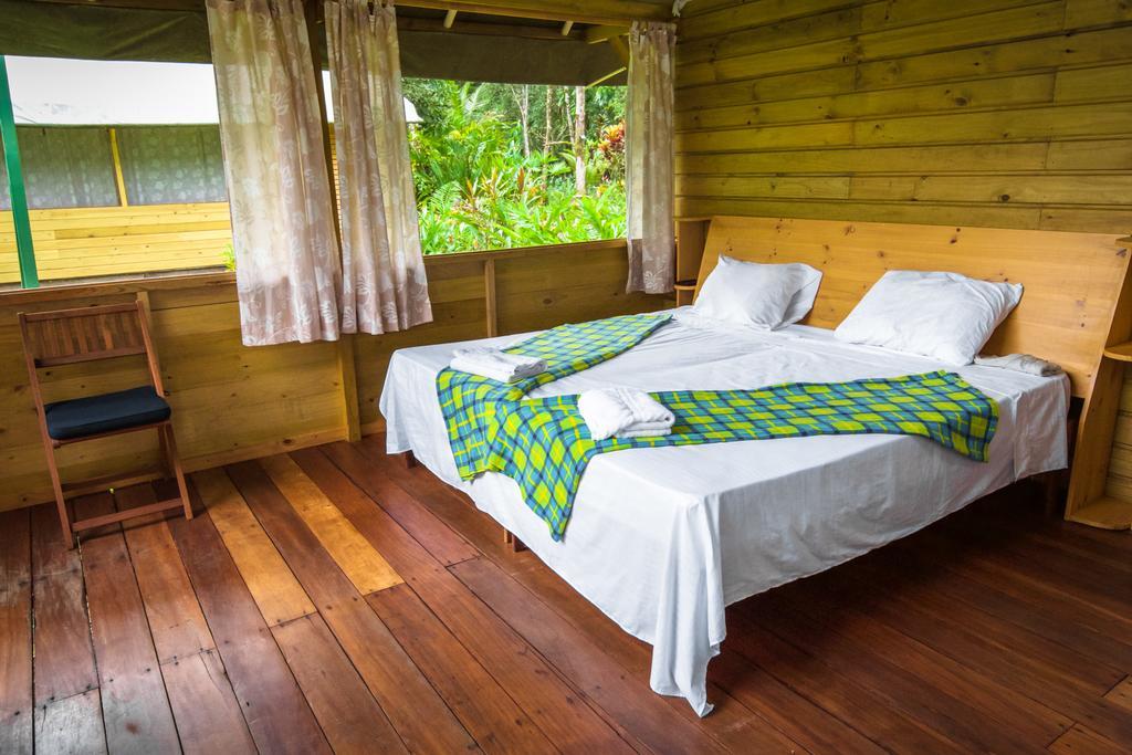 Lirio Lodge Barra de Pacuare Экстерьер фото